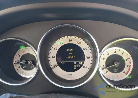 2012 Mercedes-Benz Cls 550 z USA, uszkodzony, nr VIN WDDLJ7DB5CA008310